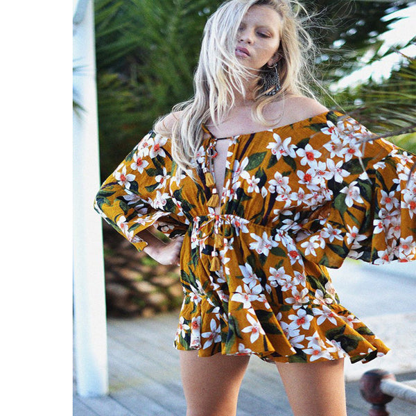 Hot style women's sexy printed beach dresses are hot sellers