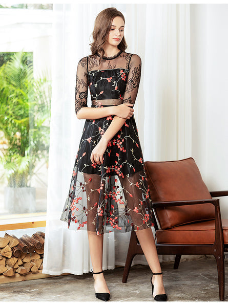 Lace mesh embroidery in the sleeve stitching zipper perspective new dress