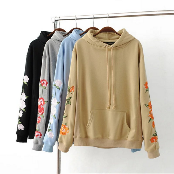 Autumn new women 's fashion wild flowers embroidered hooded loose head sweater coat women