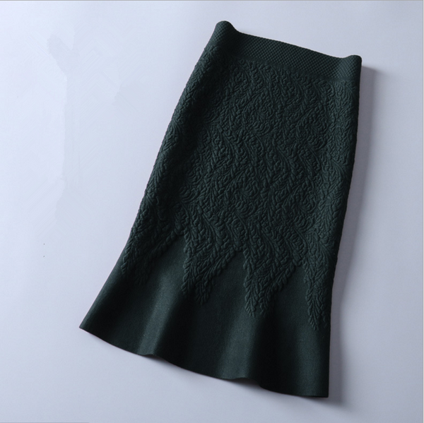 Solid color embossed package hip - fish tail knitted skirt Green