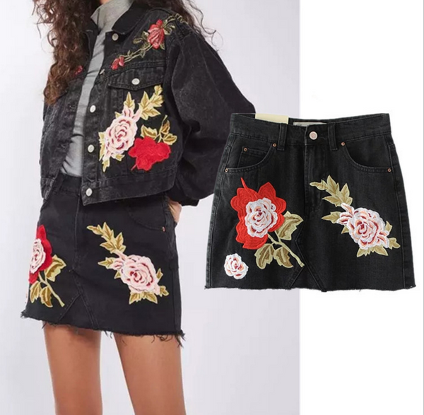 Fashion Sexy Embroider Roses Black High Waist Short Skirt