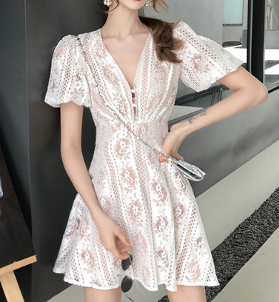 Lace openwork puff sleeve V-neck dress