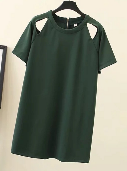 Women's dresses are selling sexy off-the-shoulder t-shirts and dresses